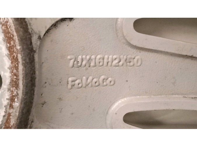 LLANTA ALUMINIO FORD FOCUS 2011