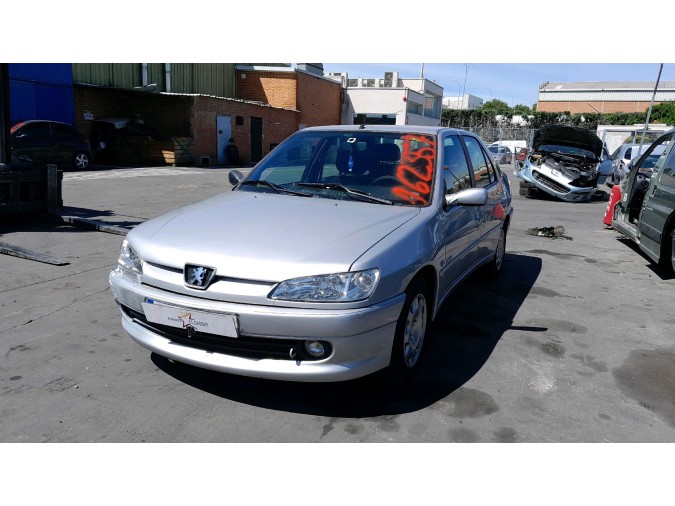 PRETENSOR CINTURÓN DELANTERO DERECHO PEUGEOT 306 2000