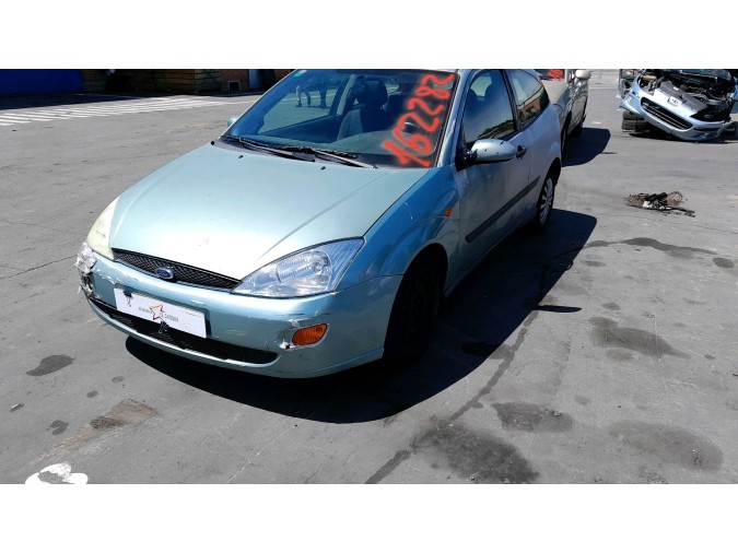 Intercooler FORD FOCUS 2000