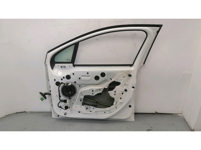 PUERTA DELANTERA DERECHA CITROEN C3 BLANCA 2019