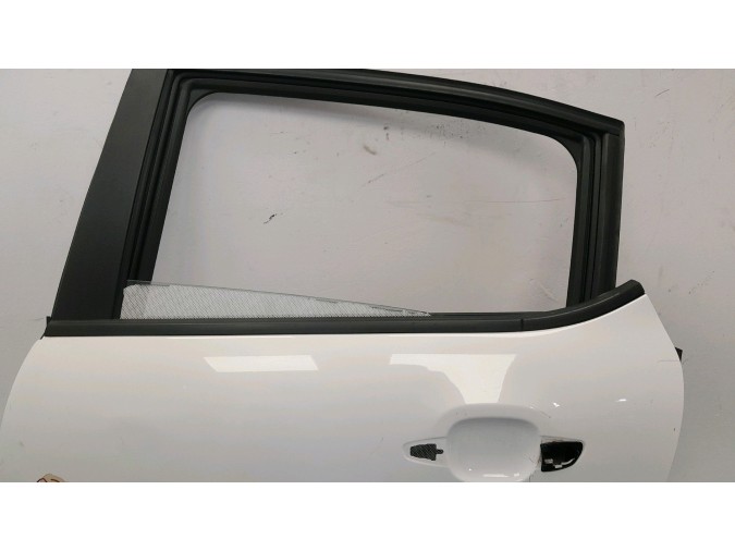 PUERTA TRASERA IZQUIERDA CITROEN C3 BLANCA 2019