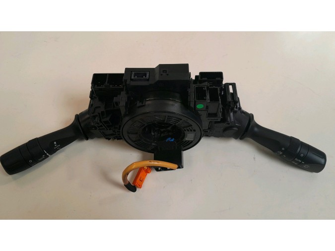 MANDO MULTIFUNCION TOYOTA AURIS