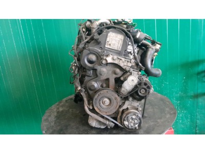 MOTOR CON ACCESORIOS Y CAJA DE CAMBIOS  2005