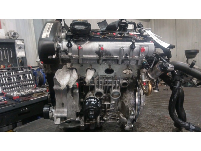 Motor VOLKSWAGEN POLO 2004