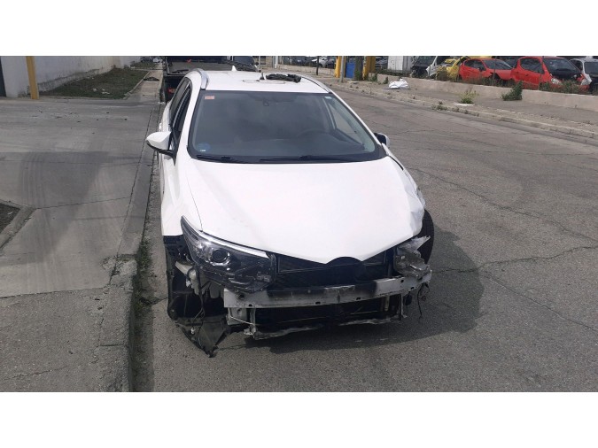 cinturon seguridad trasero izquierdo TOYOTA AURIS 2016