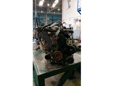 MOTOR SIN ACCEORIOS  Y SIN CAJA DE CAMBIOS CITROEN C8 2004