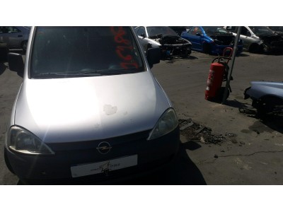 PARAGOLPES TRASERO OPEL COMBO 2002