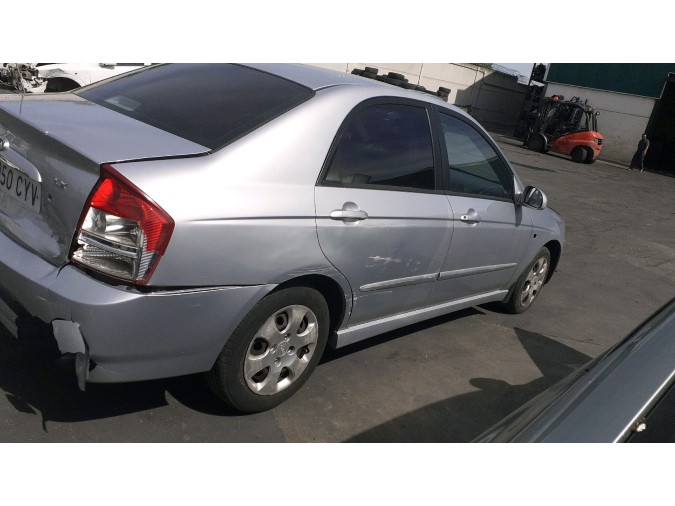 MANDO ELEVALUNAS DELANTERO DERECHO KIA CERATO 2004