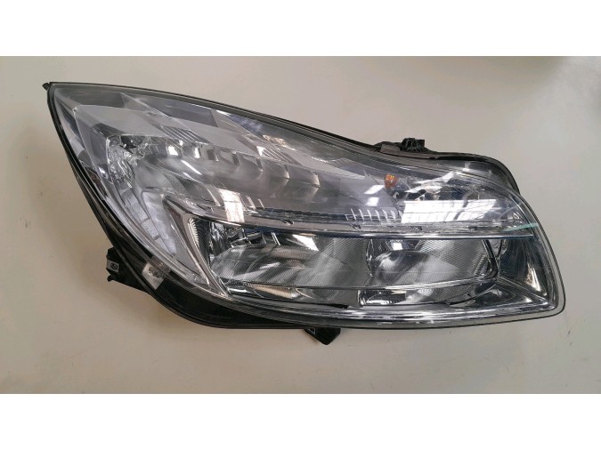 FARO DELANTERO DERECHO OPEL INSIGNIA 2012