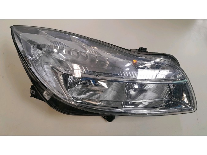 FARO DELANTERO DERECHO OPEL INSIGNIA 2012