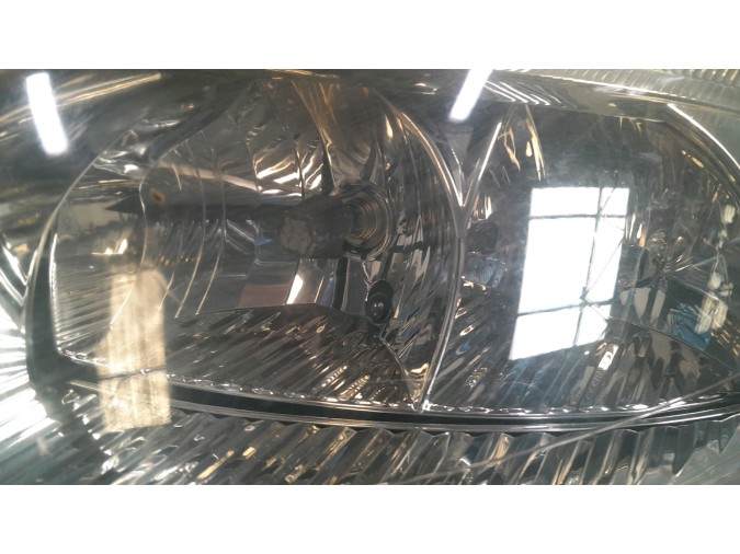 FARO DELANTERO IZQUIERDO CITROEN C3 2004