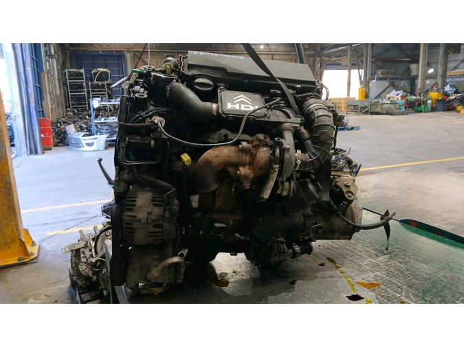 Motor CITROEN C3 2004