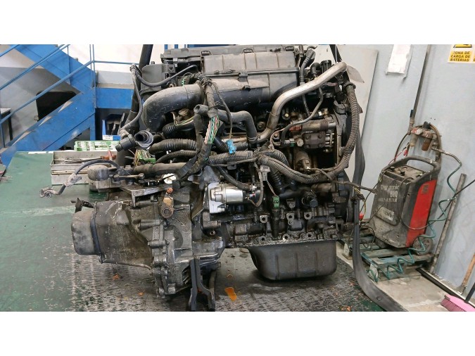 Motor CITROEN C3 2004