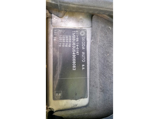 MANDO ELEVALUNAS DELANTERO DERECHO SKODA SUPERB 2004