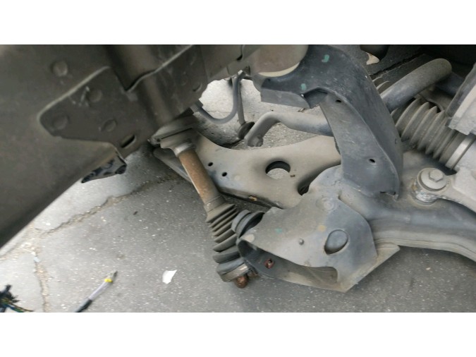 BRAZO SUSPENSION INFERIOR DELANTERO DERECHO VOLVO V40 41659