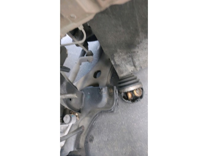 BRAZO SUSPENSION INFERIOR DELANTERO IZQUIERDO VOLVO V40 41659
