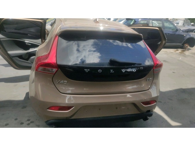 PORTON TRASERO VOLVO V40 41659
