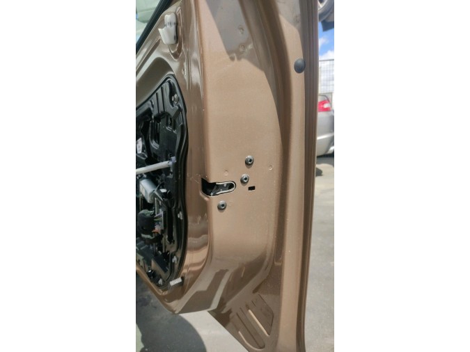 CERRADURA PUERTA DELANTERA DERECHA VOLVO V40 41659