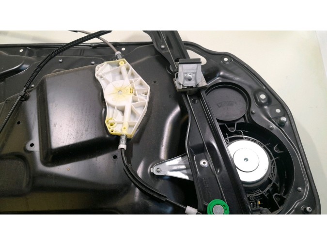 ELEVALUNAS DELANTERO DERECHO VOLKSWAGEN PASSAT 2008