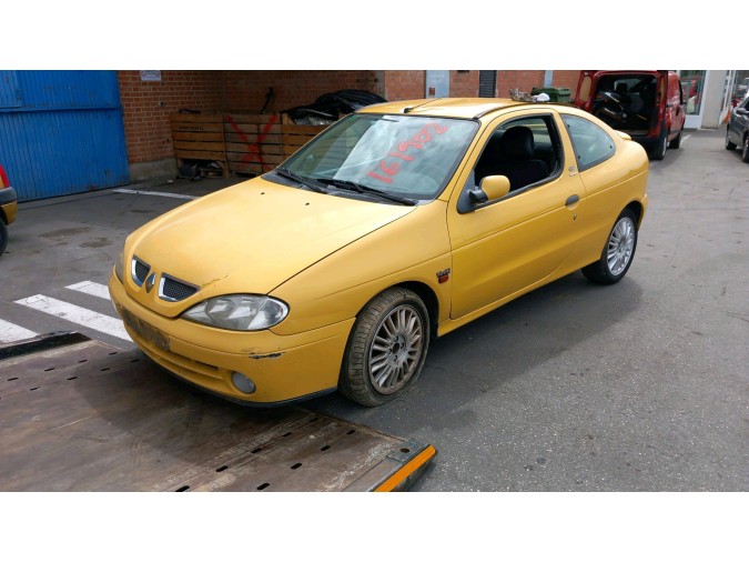 Intercooler RENAULT MÉGANE 2001