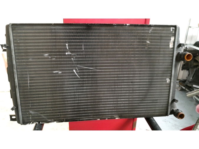 Radiador de Agua VOLKSWAGEN TOURAN 2008
