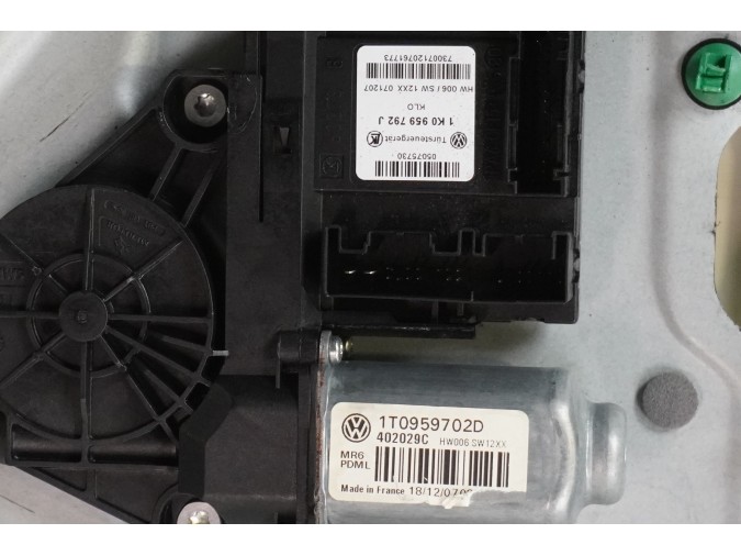 ELEVALUNAS DELANTERO DERECHO VOLKSWAGEN TOURAN 2008