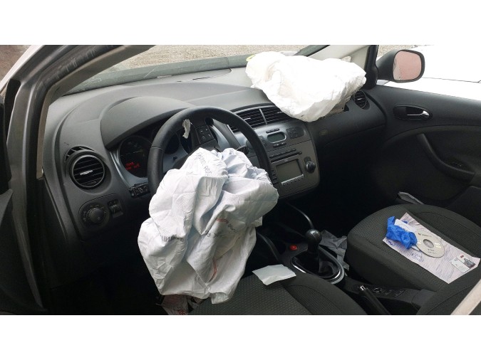 ELEVALUNAS DELANTERO IZQUIERDO SEAT ALTEA 2008
