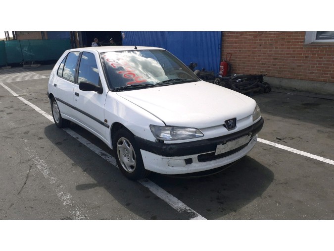 ELEVALUNAS DELANTERO DERECHO PEUGEOT 306 1999
