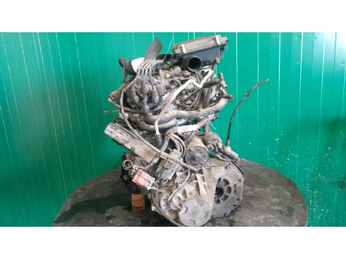 MOTOR CON ACCESORIOS Y CAJA DE CAMBIOS NISSAN MICRA 1994