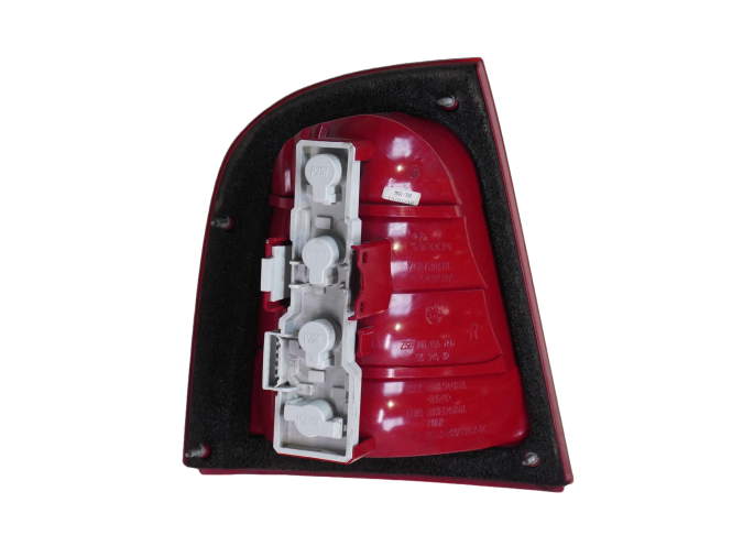PILOTO TRASERO DERECHO SKODA OCTAVIA 2010