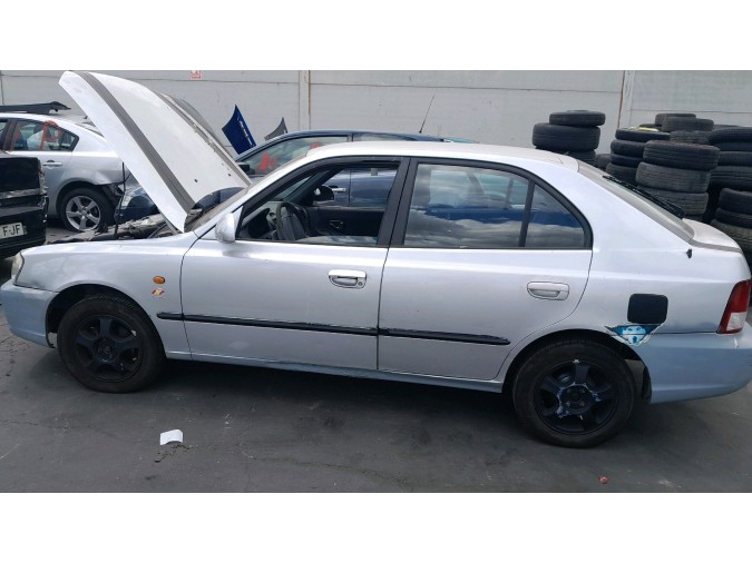 Radiador motor HYUNDAI ACCENT 2002