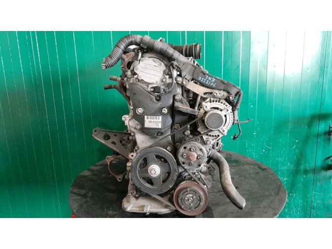MOTOR CON ACCESORIOS Y CAJA DE CAMBIOS TOYOTA COROLLA 2005