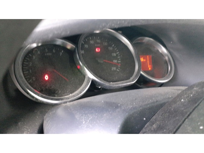 Cinturón de seguridad trasero central DACIA SANDERO 2017