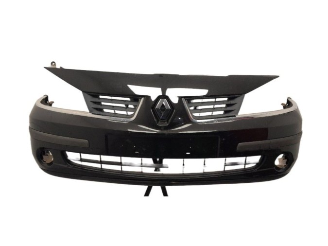 PARAGOLPES DELANTERO RENAULT LAGUNA NEGRO 2005