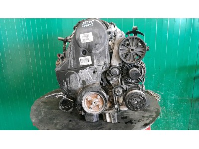 Motor VOLVO V70 2001