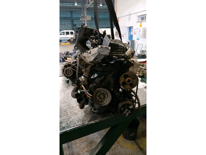 MOTOR CON ACCESORIOS Y CAJA DE CAMBIOS PEUGEOT 306 2000