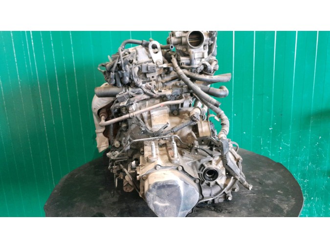 MOTOR CON ACCESORIOS Y CAJA DE CAMBIOS MAZDA 323 1997