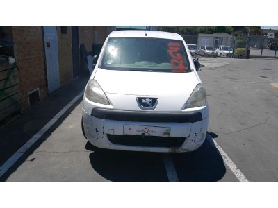 REJILLA DELANTERA PEUGEOT PARTNER 2009