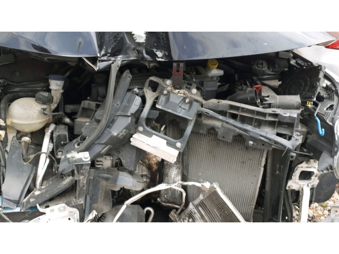Pinza freno trasera derecha PEUGEOT 2008 VTI 2018