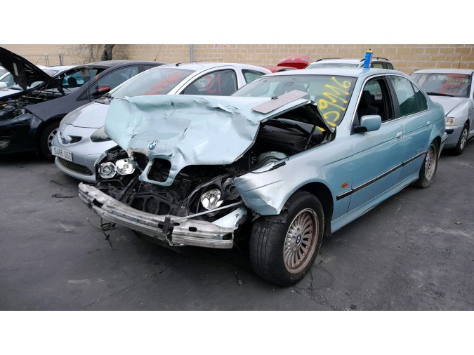 ELEVALUNAS DELANTERO DERECHO BMW 530D 1998
