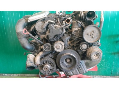 MOTOR CON ACCESORIOS Y CAJA DE CAMBIOS MERCEDES ML 420 CDI 4MATIC 2007