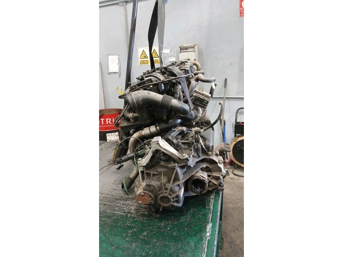 Motor FORD FOCUS 2005