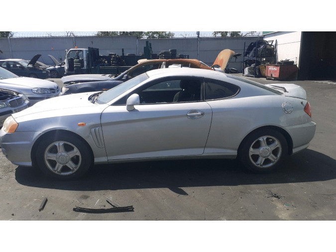 CERRADURA PUERTA DELANTERA IZQUIERDA HYUNDAI COUPÉ 2002
