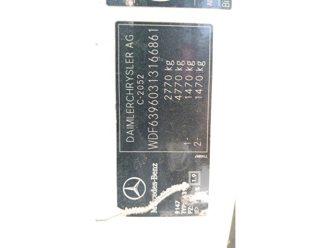 PILOTO TRASERO CENTRAL MERCEDES VITO 2005