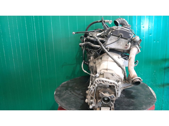 MOTOR CON ACCESORIOS Y CAJA DE CAMBIOS MERCEDES VITO 2005