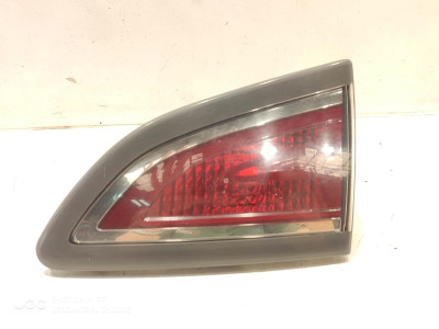 PILOTO TRASERO DERECHO INTERIOR RENAULT SCENIC 2016