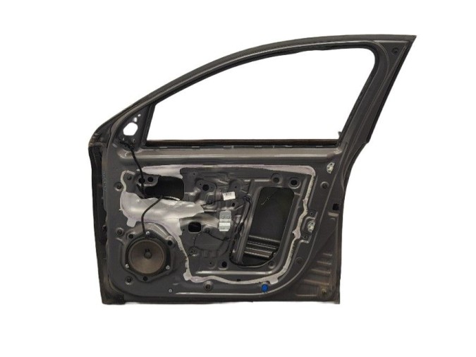 PUERTA DELANTERA DERECHA FIAT TIPO GRIS 2016