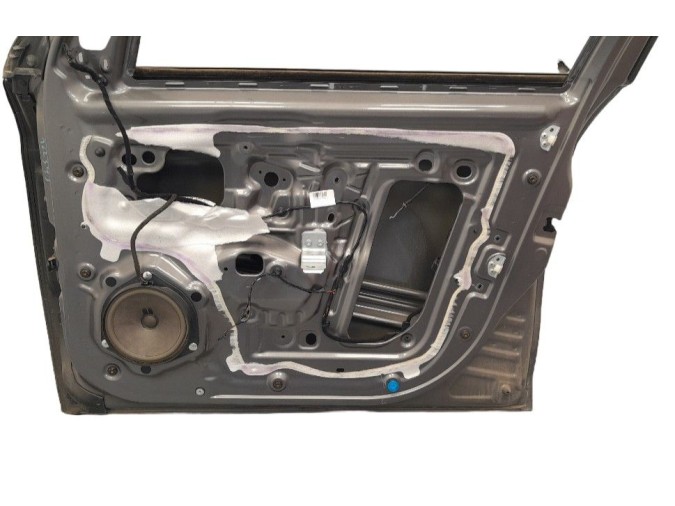PUERTA DELANTERA DERECHA FIAT TIPO GRIS 2016