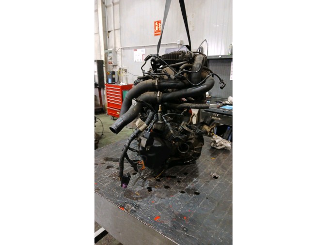 MOTOR CON ACCESORIOS SIN CAJA DE CAMBIOS NISSAN ALMERA 2004
