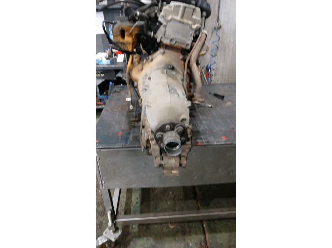 MOTOR CON ACCESORIOS Y CAJA DE CAMBIOS MERCEDES CLK 200